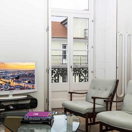 Italian Design Apartment In Principe Real Lisbon Exterior photo